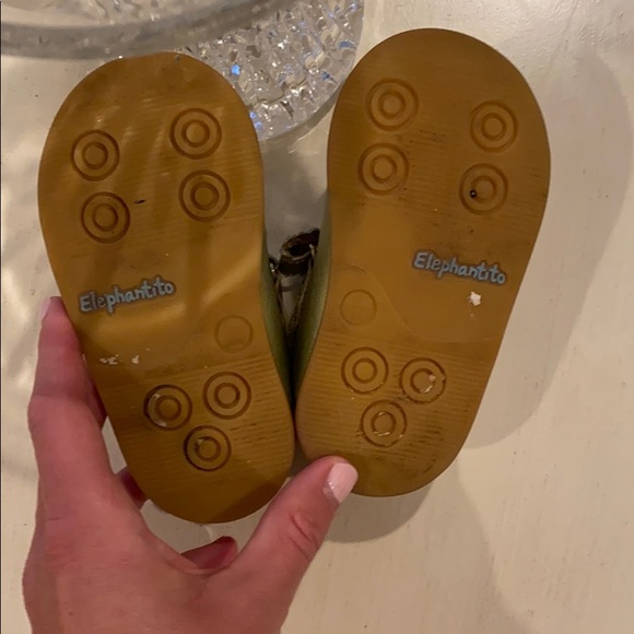 Elephantito Size 19 Gold Mary Janes - Picture 3 of 5